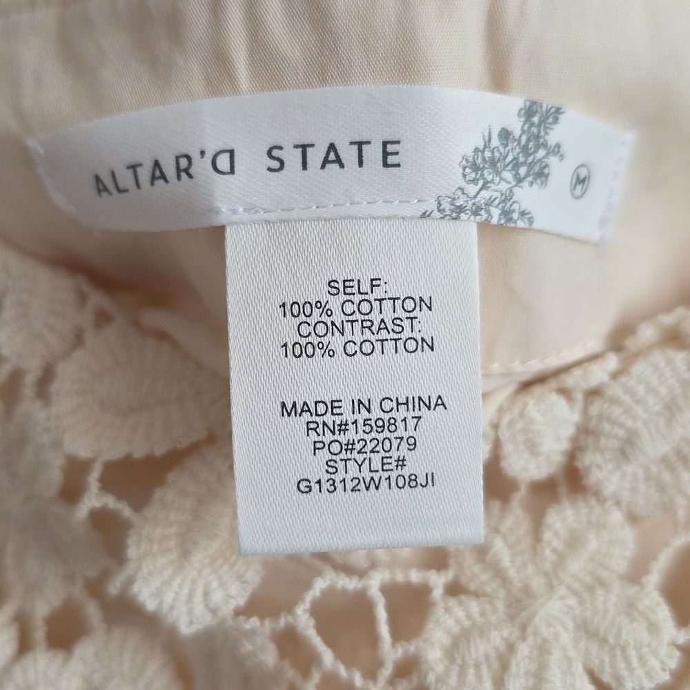 Natural Color Crochet Eyelet Mini Skirt Sz M Altar'd State NWT 100% Cotton - Picture 10 of 11